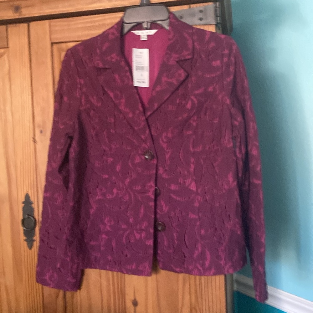 Cabi Nwt frolic plumberry jacket or blazer size 4